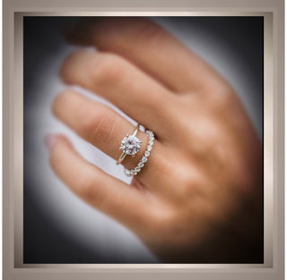 On Sale **** Exceptional Quality**** 1.02 Ct VS1 E Brilliant Cut Diamond Solitaire 14K *** By Chelsea Leigh and Company