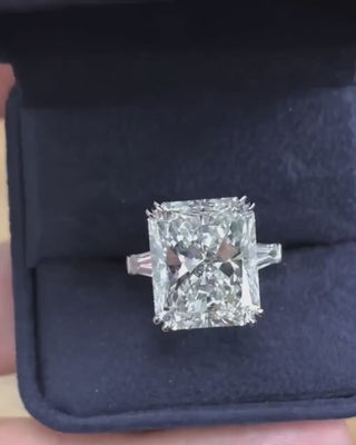 SALE*** 5.70 Ct  Radiant   Cut  Diamond Ring W/ Baguettes Save 14G